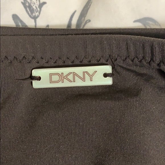 🩲💦 DKNY Bikini Bottoms - Picture 5 of 6